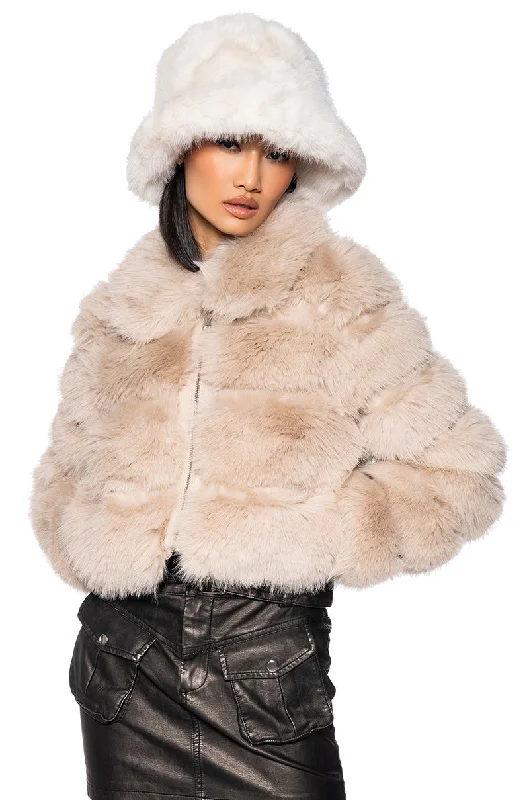 AZALEA WANG KOKO FAUX FUR ZIP UP JACKET