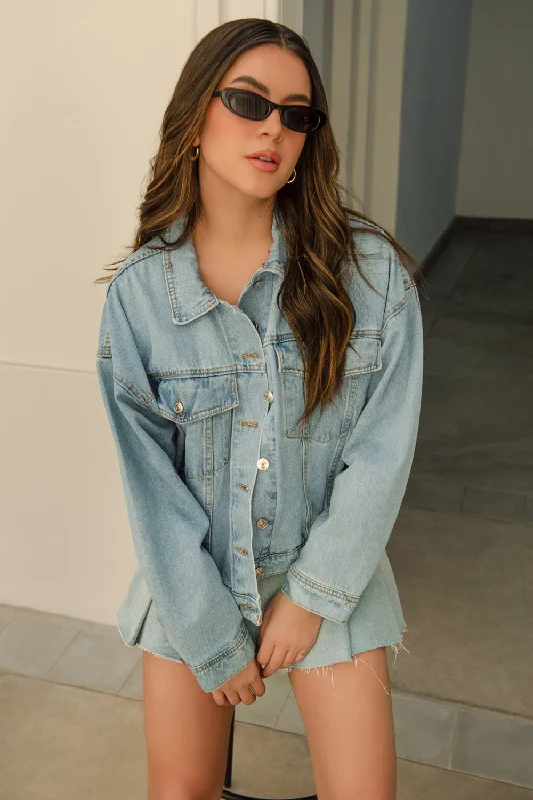 Chamarra de denim fit oversized