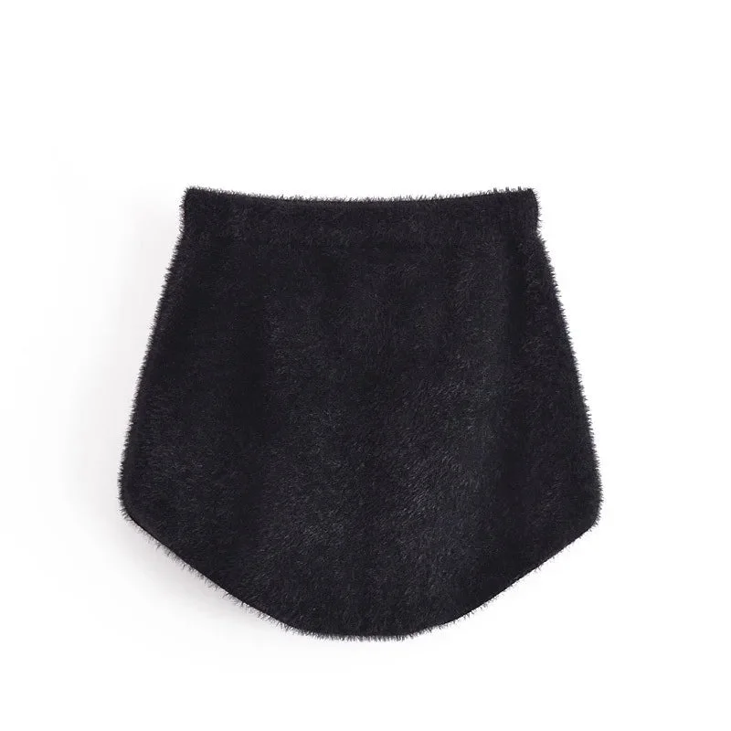 black shorts / M