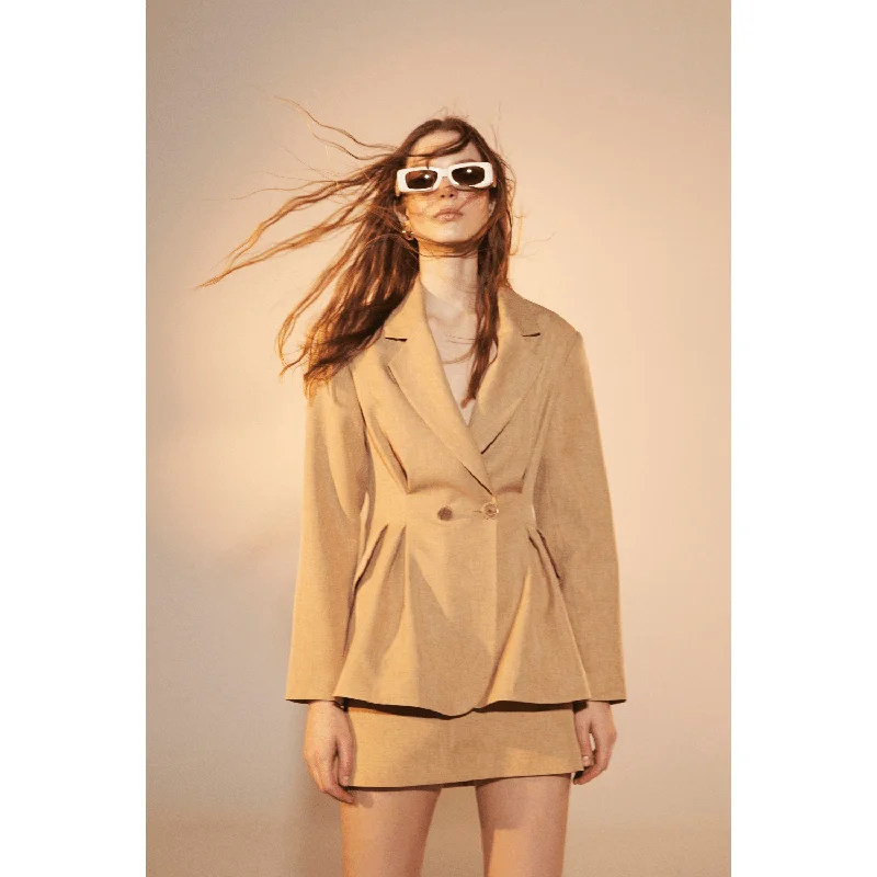 Marde Tailored Jacket in Almond Buff