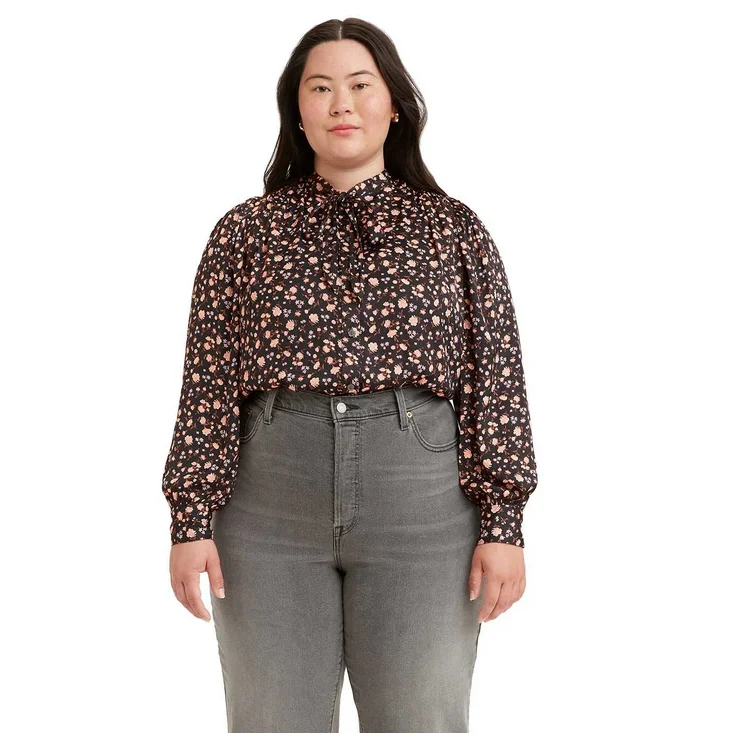 Plus: Floral Bow Blouse