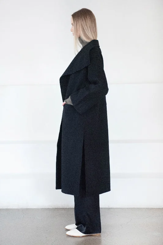 Signature Wool Cashmere Coat, Black